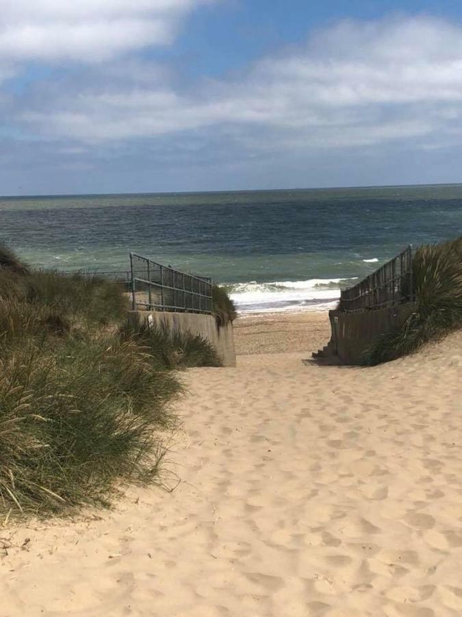 The Pollywiggle, Waxham, Nr Sea Palling Dog Friendly, Private Walk To The Beach Norwich Exterior photo